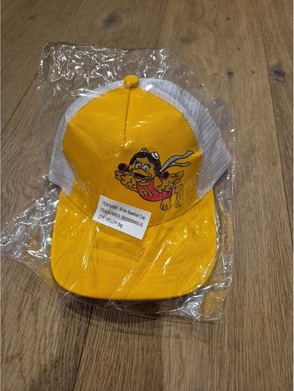 McDonald's 2026 Mchappy Day Trucker Hat Birdie Yellow White One Size Fit Canada